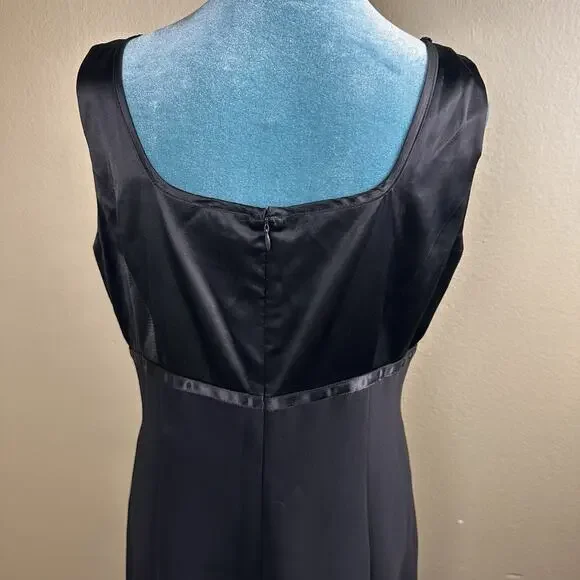 Tahari Arthur Levine Women 10 dress formal sheath black silk poly holiday party - Picture 9 of 16